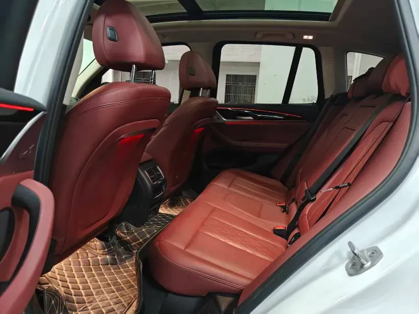 2022 BMW X3 2.0T 184HP L4 8AT,autocango,china used car exporter,china ev exporter,chinese used car exporter,chinese used ev exporter