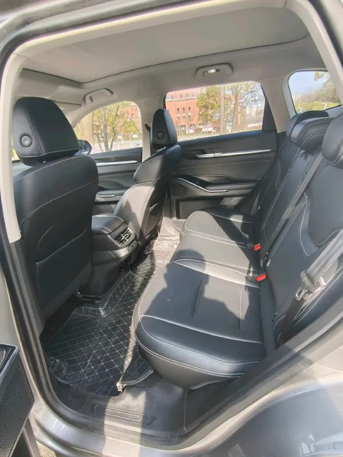 2021 Haval H6 1.5T 169HP L4 7DCT,autocango,china used car exporter,china ev exporter,chinese used car exporter,chinese used ev exporter