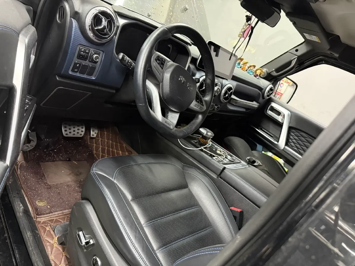 2020 Beijing BJ40 2.0T 224HP L4 8AT,autocango,china used car exporter,china ev exporter,chinese used car exporter,chinese used ev exporter