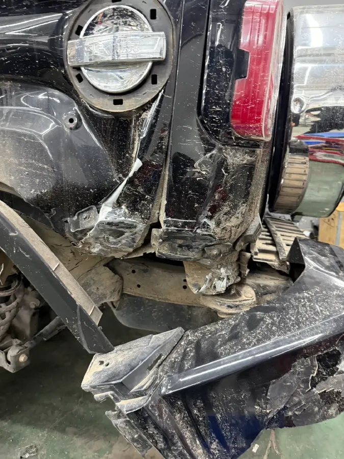 2020 Beijing BJ40 2.0T 224HP L4 8AT,autocango,china used car exporter,china ev exporter,chinese used car exporter,chinese used ev exporter