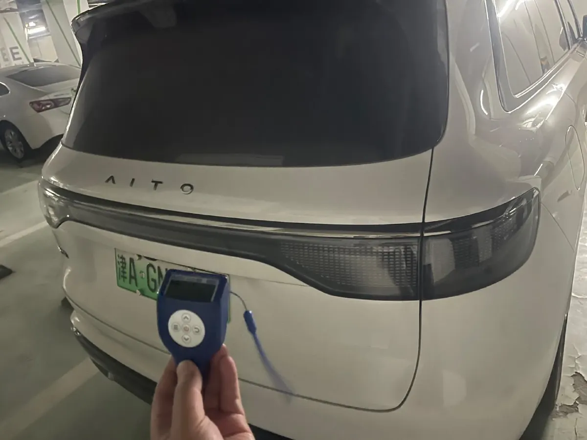 2025 AITO AITO M8 REEV 160HP REEV 53.4KWH,autocango,china used car exporter,china ev exporter,chinese used car exporter,chinese used ev exporter