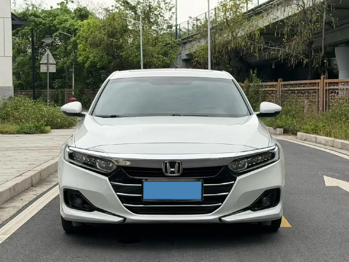 2022 Honda Accord 1.5T 194HP L4 CVT,autocango,china used car exporter,china ev exporter,chinese used car exporter,chinese used ev exporter