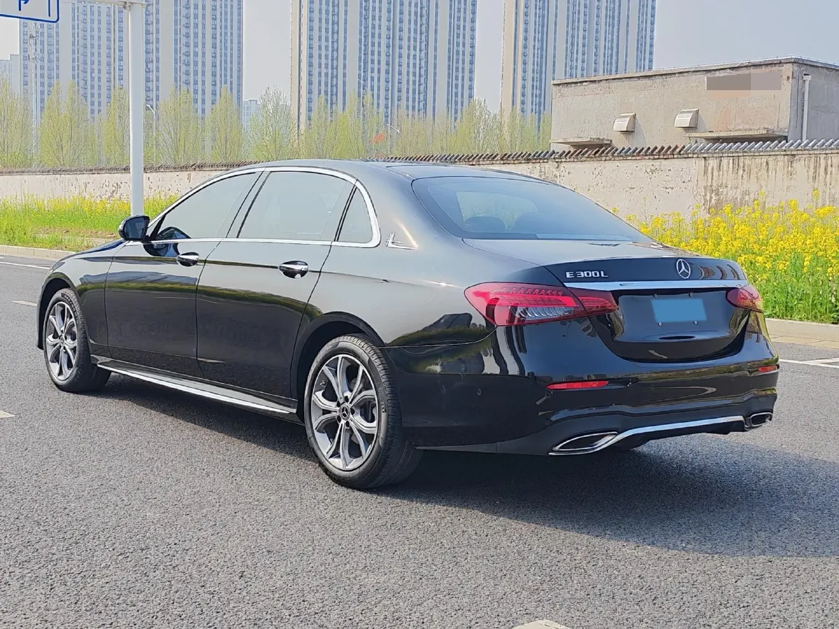 2021 Mercedes-Benz E Class 2.0T 258HP L4 9AT,autocango,china used car exporter,china ev exporter,chinese used car exporter,chinese used ev exporter