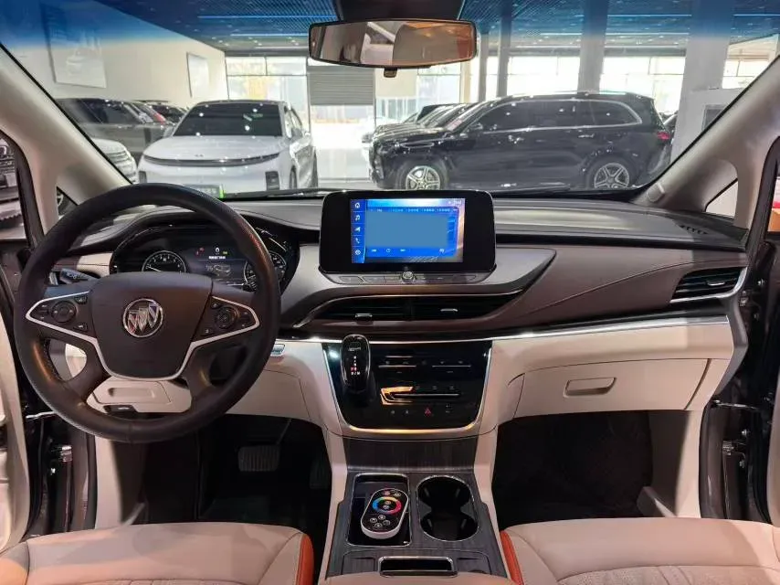 2022 Buick GL8 2.0T 237HP L4 9AT,autocango,china used car exporter,china ev exporter,chinese used car exporter,chinese used ev exporter