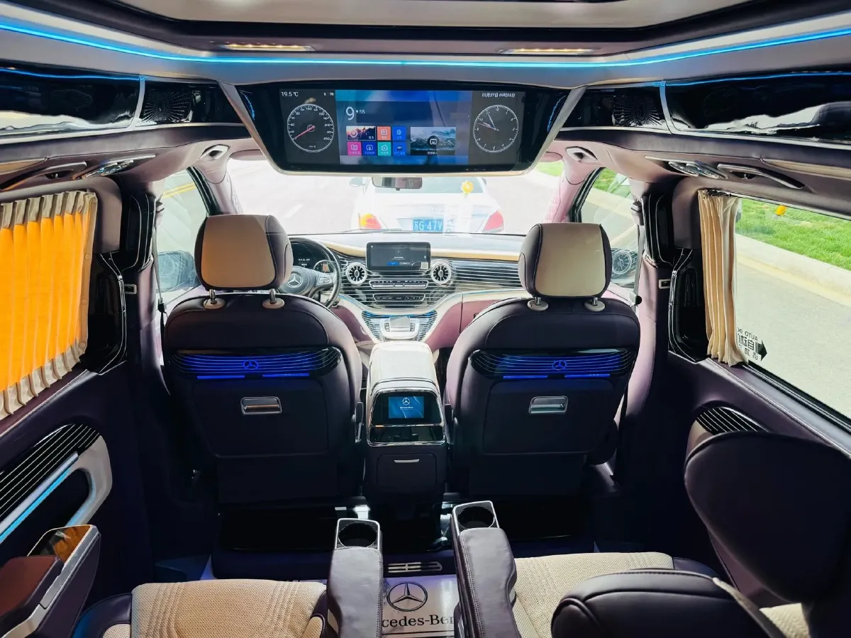 2021 Mercedes-Benz Vito 2.0T 211HP L4 9AT,autocango,china used car exporter,china ev exporter,chinese used car exporter,chinese used ev exporter