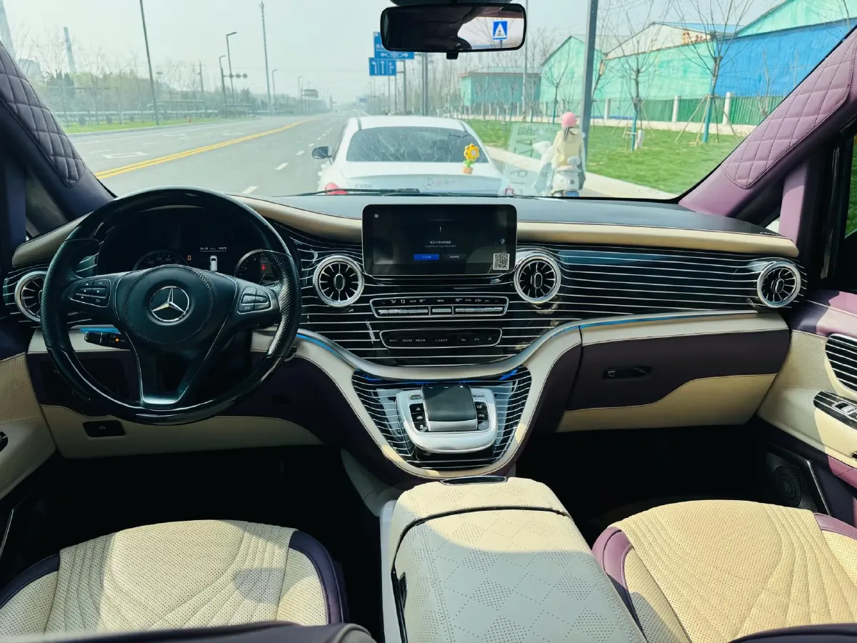 2021 Mercedes-Benz Vito 2.0T 211HP L4 9AT,autocango,china used car exporter,china ev exporter,chinese used car exporter,chinese used ev exporter