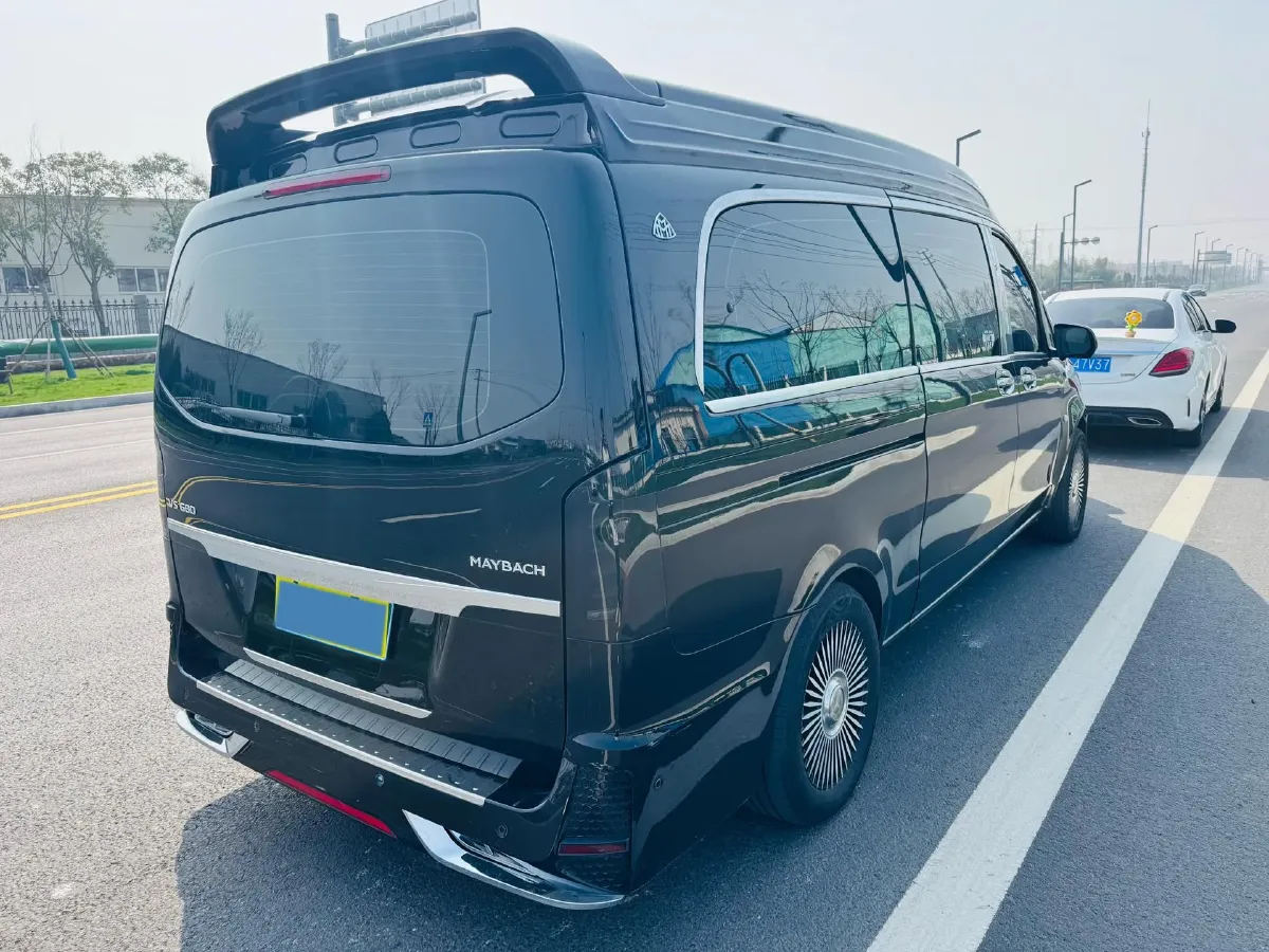 2021 Mercedes-Benz Vito 2.0T 211HP L4 9AT,autocango,china used car exporter,china ev exporter,chinese used car exporter,chinese used ev exporter