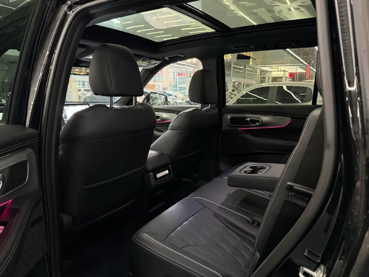 2022 GAC Trumpchi GS8 2.0T 252HP L4 8AT,autocango,china used car exporter,china ev exporter,chinese used car exporter,chinese used ev exporter