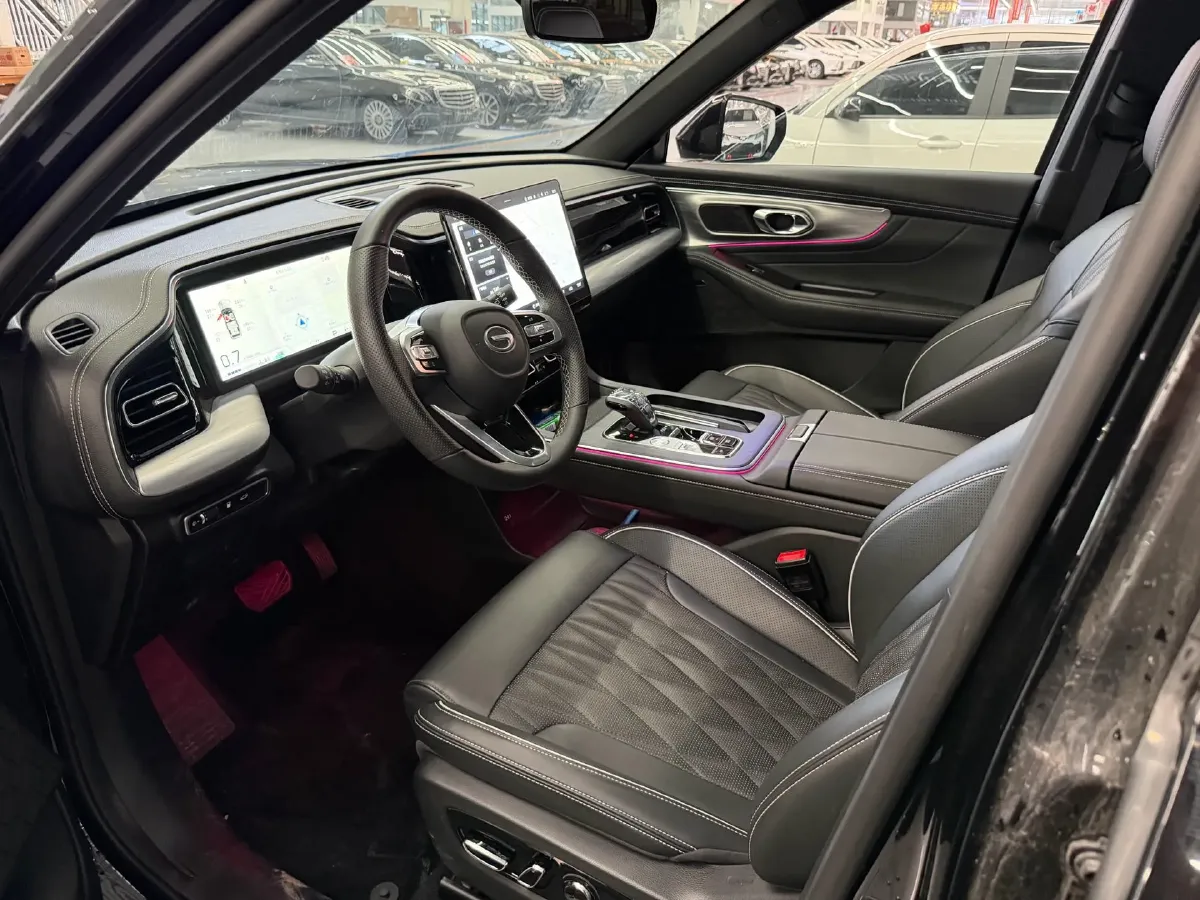 2022 GAC Trumpchi GS8 2.0T 252HP L4 8AT,autocango,china used car exporter,china ev exporter,chinese used car exporter,chinese used ev exporter