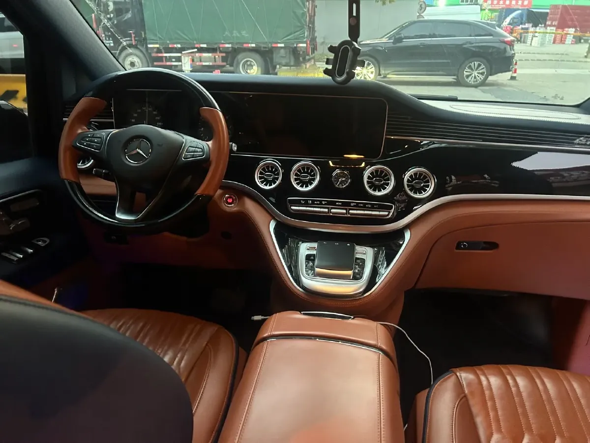 2023 Mercedes-Benz Vito 2.0T 211HP L4 9AT,autocango,china used car exporter,china ev exporter,chinese used car exporter,chinese used ev exporter