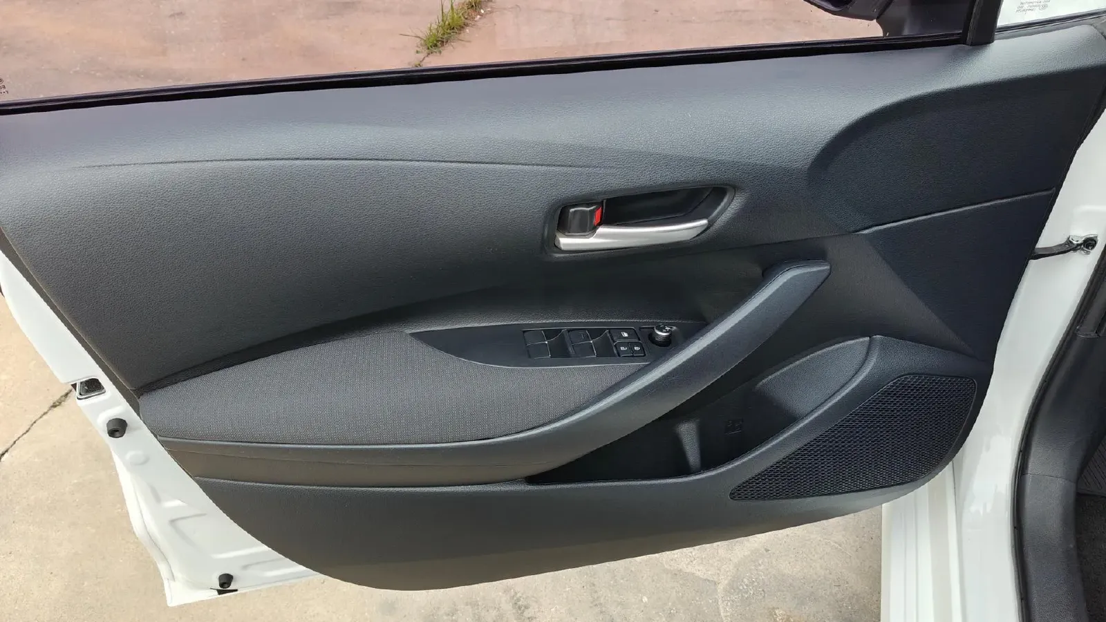 2021 Toyota Corolla 1.2T 116HP L4 CVT,autocango,china used car exporter,china ev exporter,chinese used car exporter,chinese used ev exporter