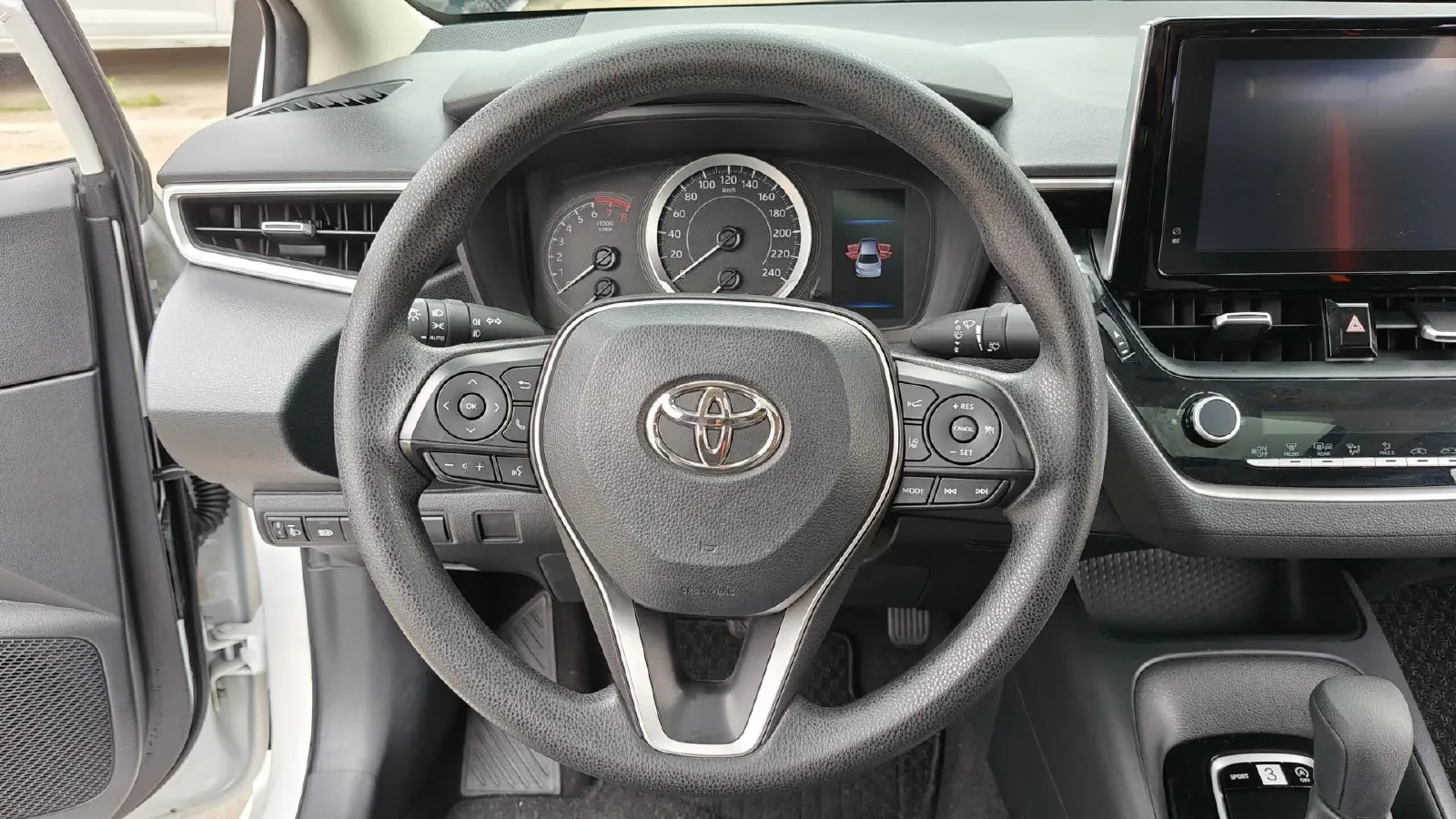 2021 Toyota Corolla 1.2T 116HP L4 CVT,autocango,china used car exporter,china ev exporter,chinese used car exporter,chinese used ev exporter