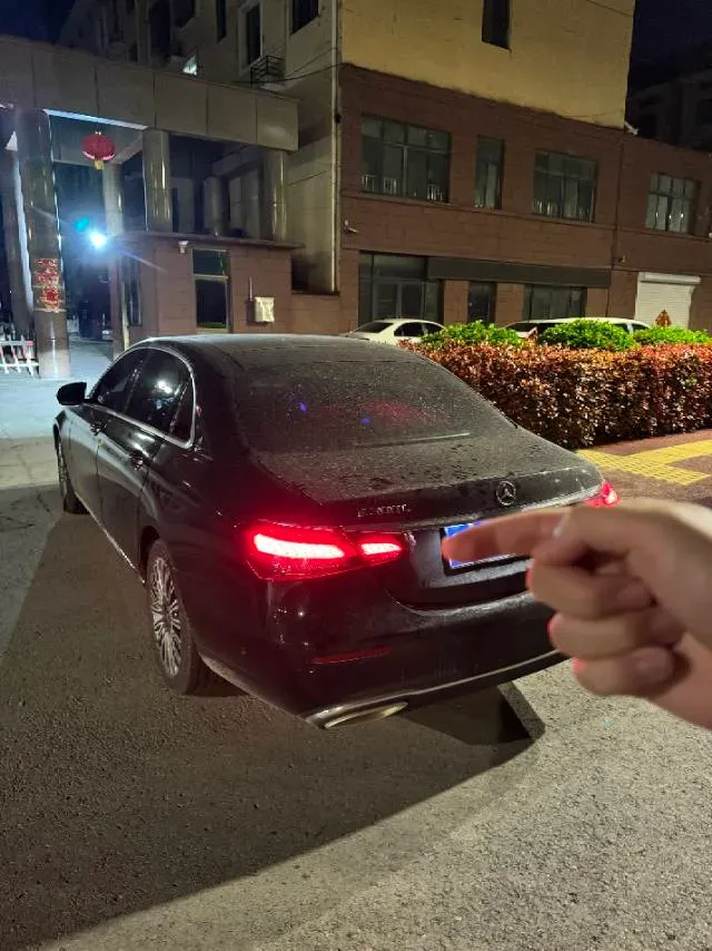 2022 Mercedes-Benz E Class 2.0T 197HP L4 9AT,autocango,china used car exporter,china ev exporter,chinese used car exporter,chinese used ev exporter