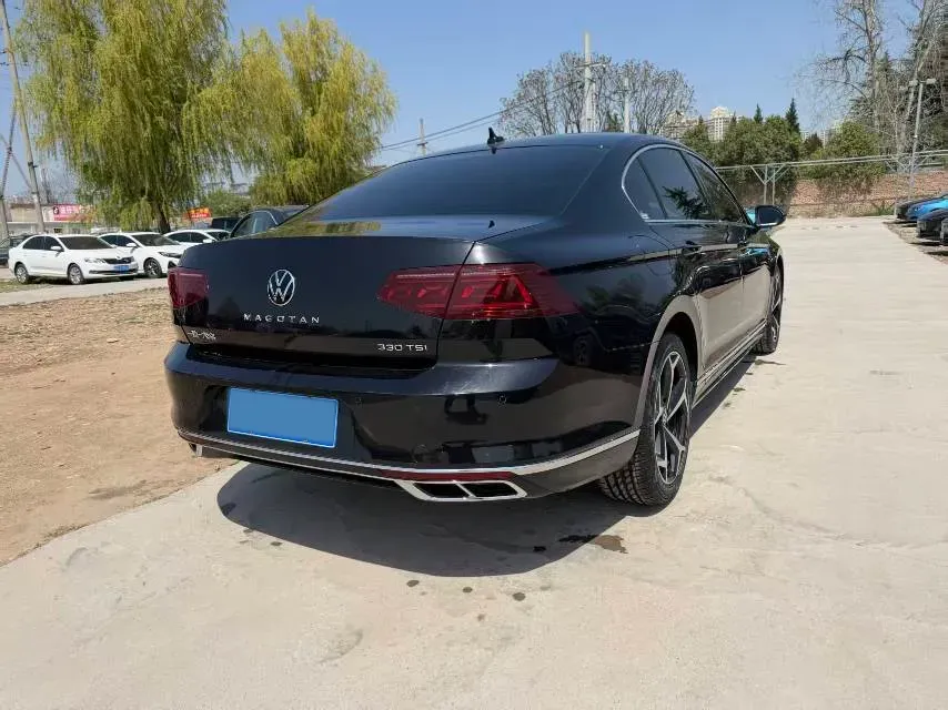 2023 Volkswagen Magotan 2.0T 186HP L4 7DCT,autocango,china used car exporter,china ev exporter,chinese used car exporter,chinese used ev exporter