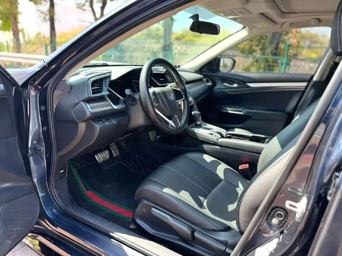 2019 Honda Civic 1.5T 177HP L4 CVT,autocango,china used car exporter,china ev exporter,chinese used car exporter,chinese used ev exporter