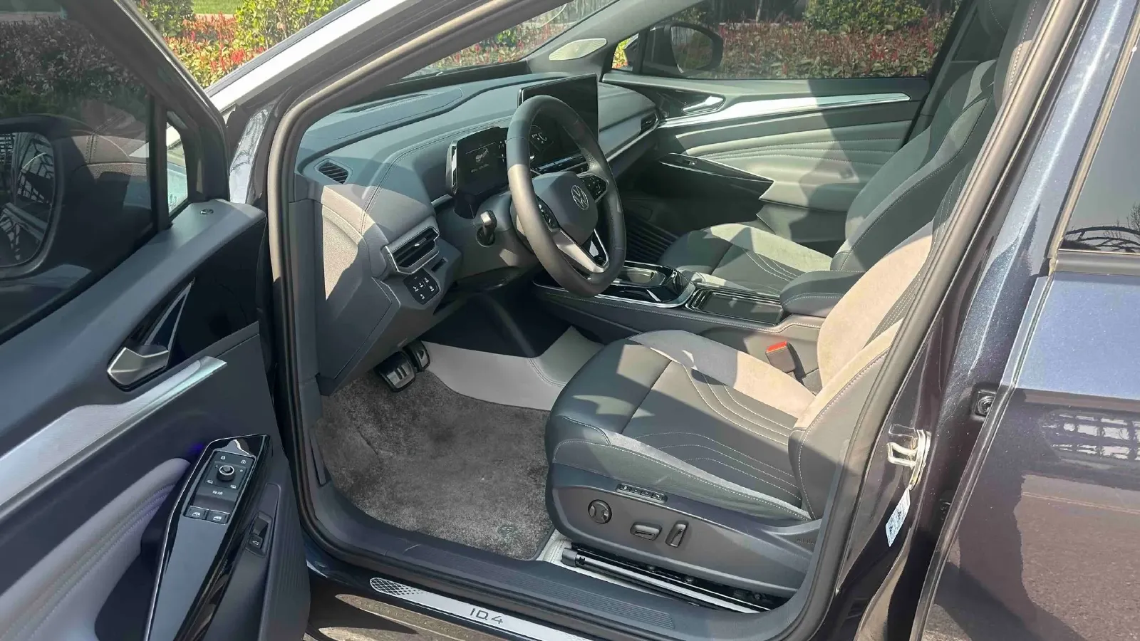 2024 Volkswagen ID.4 Crozz BEV 84.8KWH,autocango,china used car exporter,china ev exporter,chinese used car exporter,chinese used ev exporter