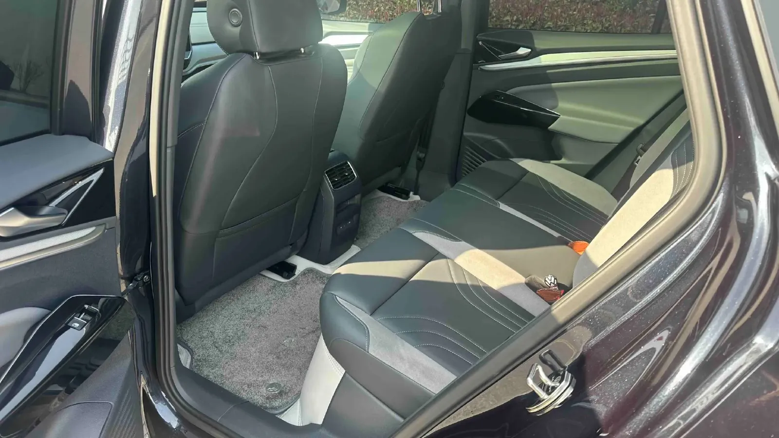 2024 Volkswagen ID.4 Crozz BEV 84.8KWH,autocango,china used car exporter,china ev exporter,chinese used car exporter,chinese used ev exporter