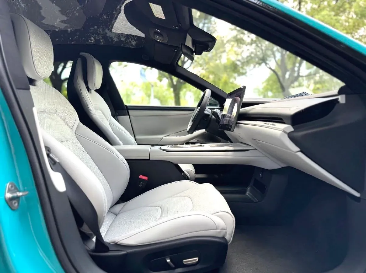 2024 MI SU7 BEV 101KWH,autocango,china used car exporter,china ev exporter,chinese used car exporter,chinese used ev exporter