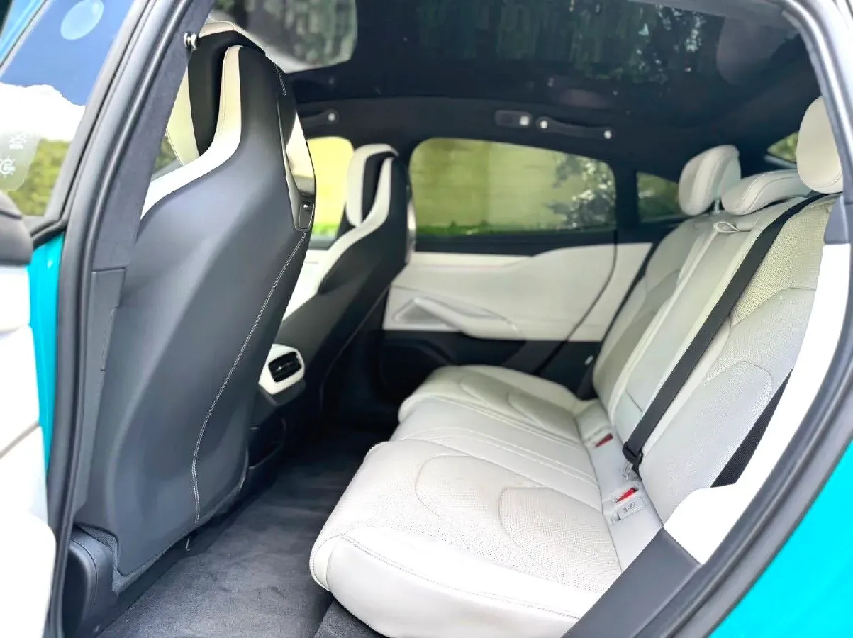 2024 MI SU7 BEV 101KWH,autocango,china used car exporter,china ev exporter,chinese used car exporter,chinese used ev exporter