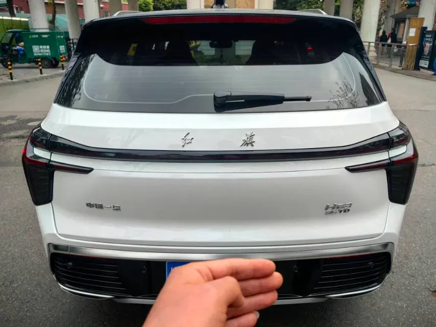 2023 HongQi HS3 1.5T 169HP L4 7DCT,autocango,china used car exporter,china ev exporter,chinese used car exporter,chinese used ev exporter