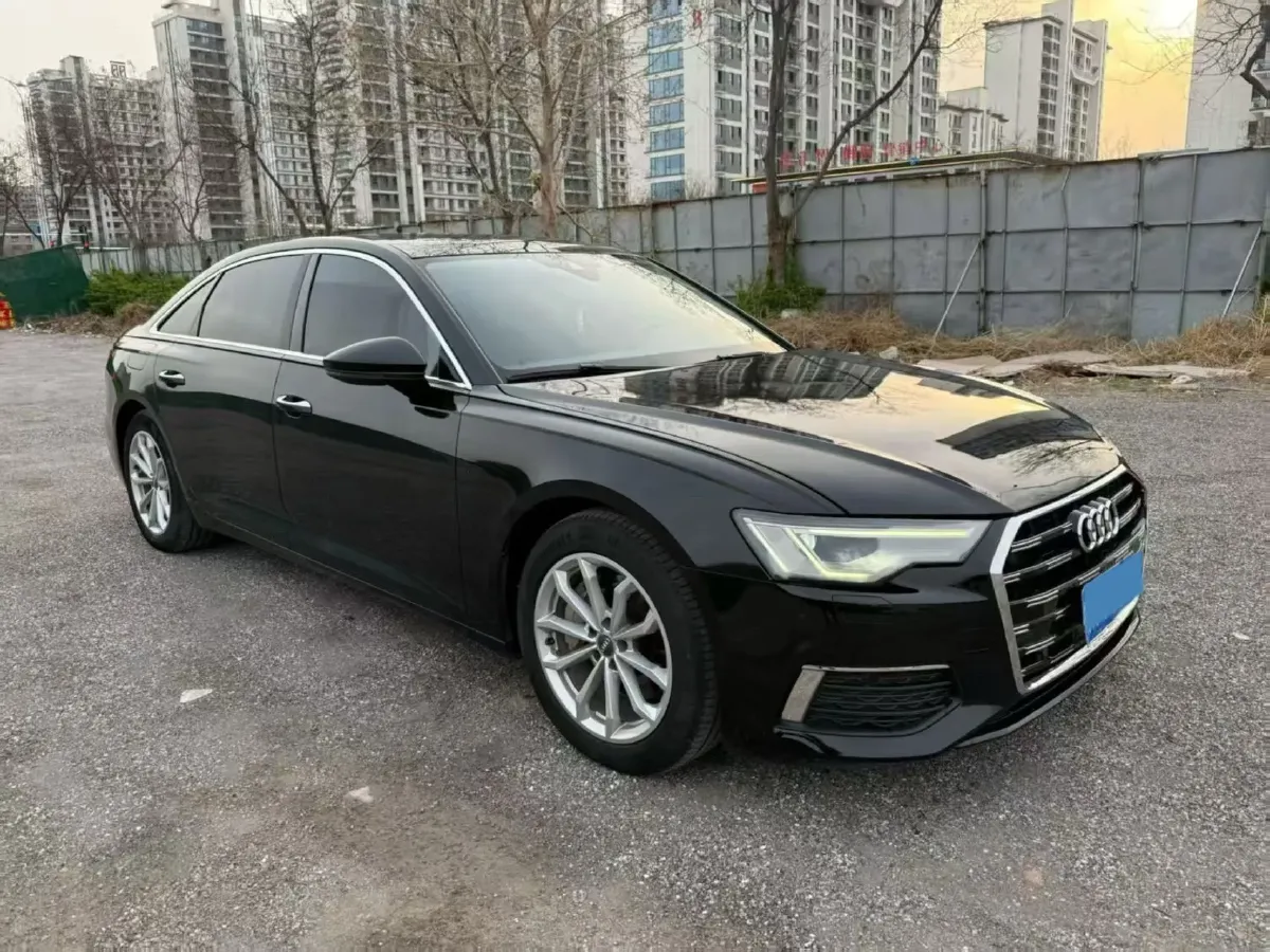 2021 Audi A6L 2.0T 190HP L4 7DCT,autocango,china used car exporter,china ev exporter,chinese used car exporter,chinese used ev exporter