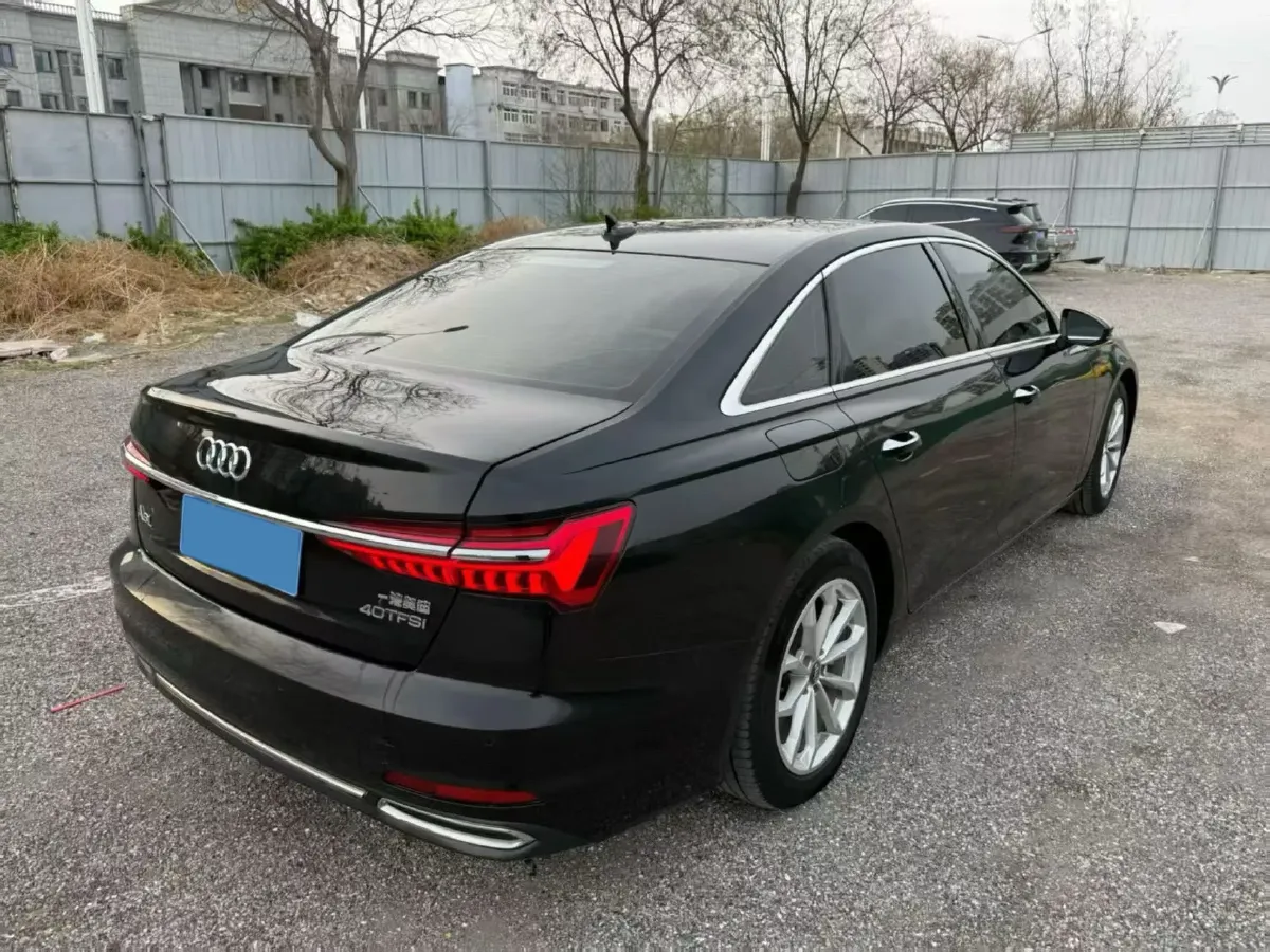2021 Audi A6L 2.0T 190HP L4 7DCT,autocango,china used car exporter,china ev exporter,chinese used car exporter,chinese used ev exporter