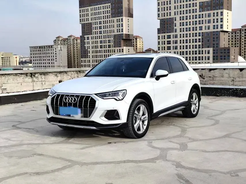 2023 Audi Q3 1.4T 150HP L4 7DCT,autocango,china used car exporter,china ev exporter,chinese used car exporter,chinese used ev exporter