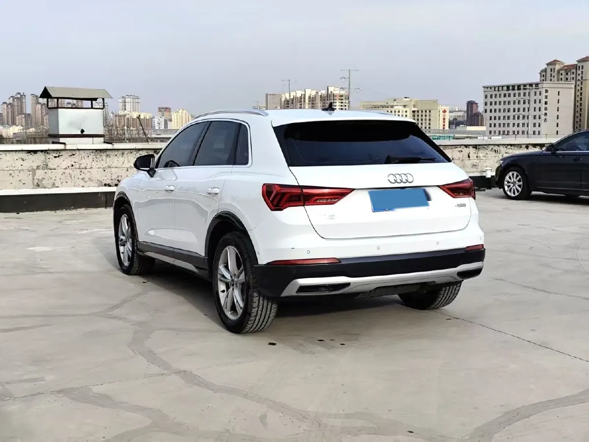 2023 Audi Q3 1.4T 150HP L4 7DCT,autocango,china used car exporter,china ev exporter,chinese used car exporter,chinese used ev exporter
