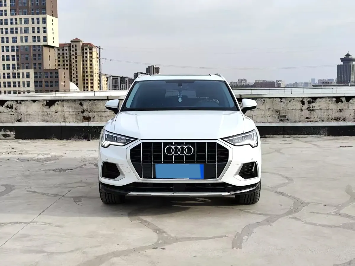 2023 Audi Q3 1.4T 150HP L4 7DCT,autocango,china used car exporter,china ev exporter,chinese used car exporter,chinese used ev exporter