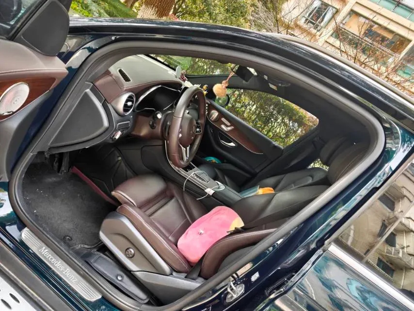 2021 Mercedes-Benz GLC Class 2.0T 258HP L4 9AT,autocango,china used car exporter,china ev exporter,chinese used car exporter,chinese used ev exporter