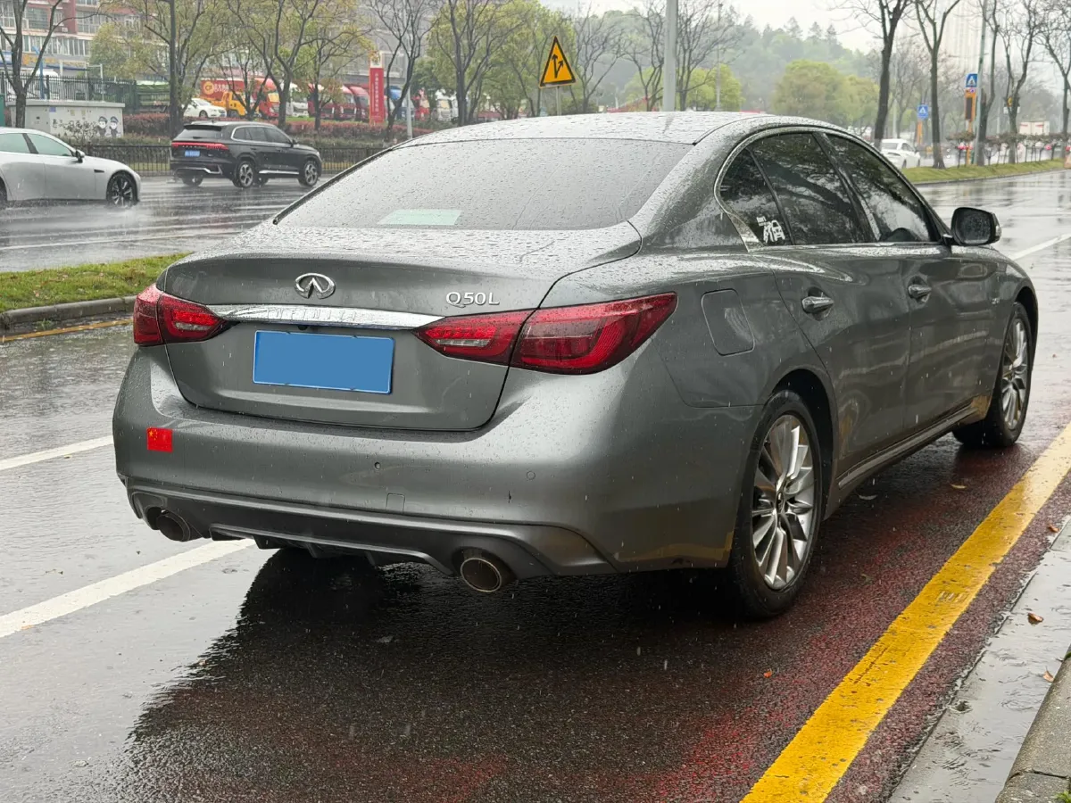 2021 Infiniti Q50L 2.0T 211HP L4 7AT,autocango,china used car exporter,china ev exporter,chinese used car exporter,chinese used ev exporter