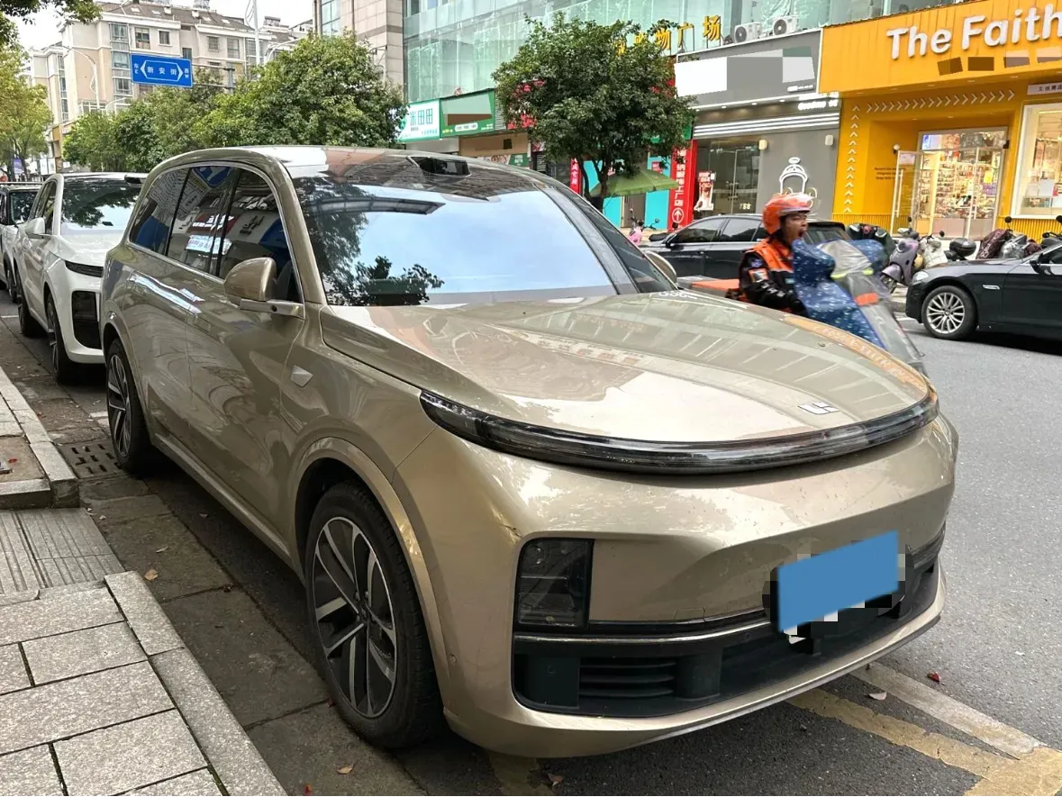 2022 Li L9 Range Extended 154HP REEV 42.6KWH,autocango,china used car exporter,china ev exporter,chinese used car exporter,chinese used ev exporter