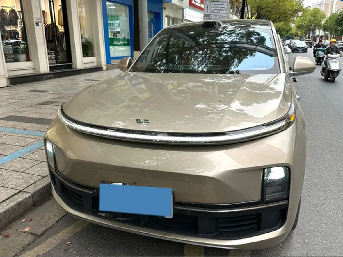 2022 Li L9 Range Extended 154HP REEV 42.6KWH,autocango,china used car exporter,china ev exporter,chinese used car exporter,chinese used ev exporter
