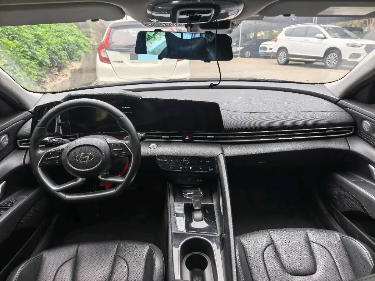 2021 Hyundai Elantra 1.5L 115HP L4 CVT,autocango,china used car exporter,china ev exporter,chinese used car exporter,chinese used ev exporter