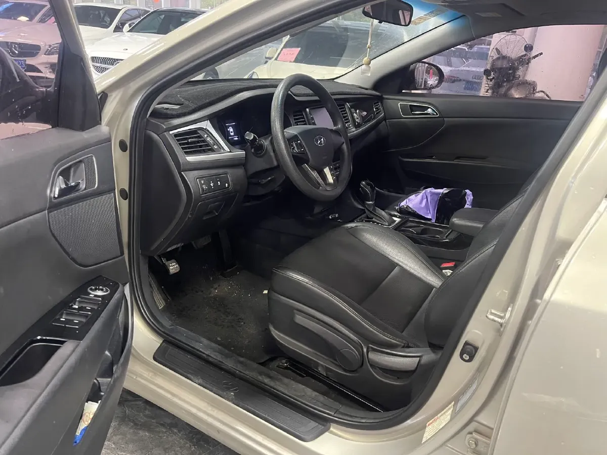 2017 Hyundai Mistra 1.8L 143HP L4 6AT,autocango,china used car exporter,china ev exporter,chinese used car exporter,chinese used ev exporter