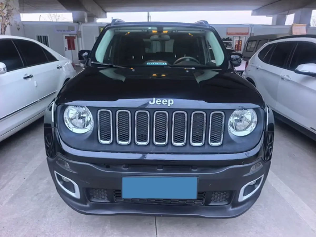 2018 Jeep Renegade 1.4T 150HP L4 7DCT,autocango,china used car exporter,china ev exporter,chinese used car exporter,chinese used ev exporter
