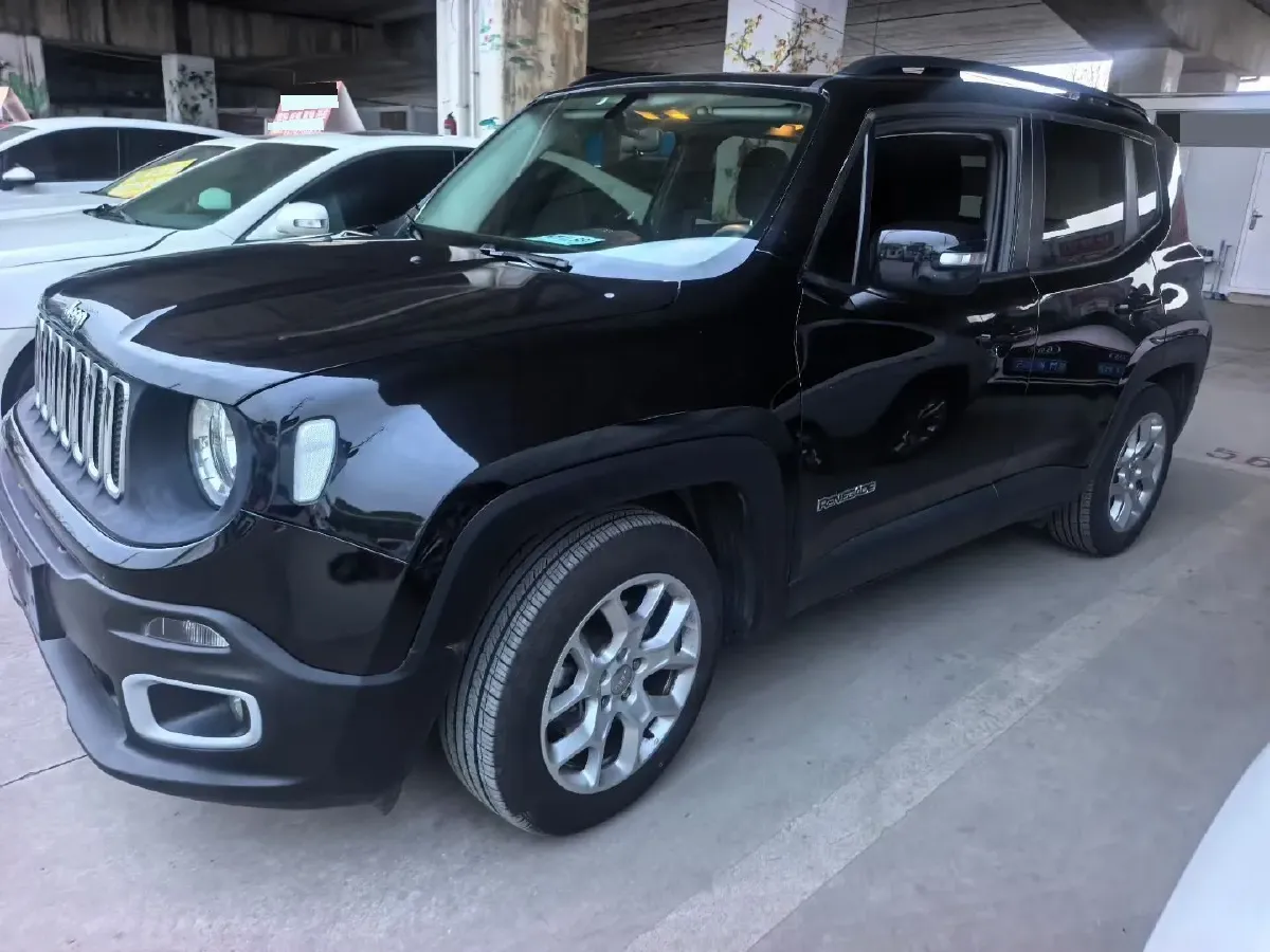 2018 Jeep Renegade 1.4T 150HP L4 7DCT,autocango,china used car exporter,china ev exporter,chinese used car exporter,chinese used ev exporter
