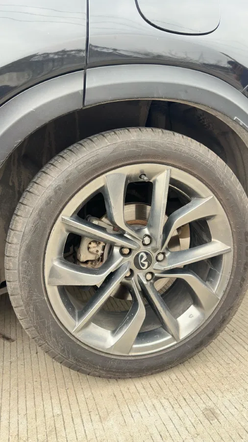 2018 Jeep Grand Commander 2.0T 265HP L4 9AT,autocango,china used car exporter,china ev exporter,chinese used car exporter,chinese used ev exporter