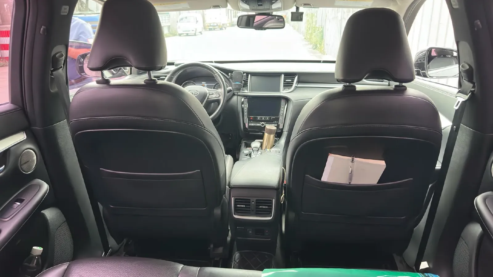 2018 Jeep Grand Commander 2.0T 265HP L4 9AT,autocango,china used car exporter,china ev exporter,chinese used car exporter,chinese used ev exporter