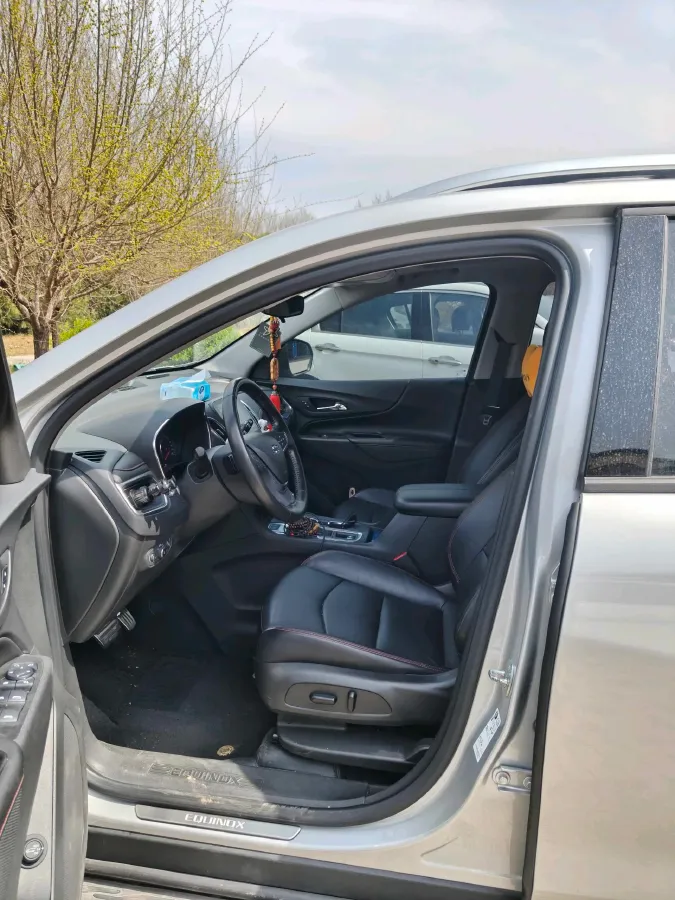 2019 Chevrolet Equinox 2.0T 260HP L4 9AT,autocango,china used car exporter,china ev exporter,chinese used car exporter,chinese used ev exporter