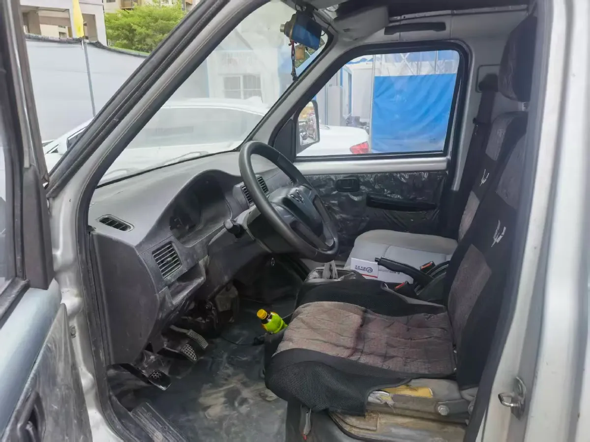 2019 WuLing RongGuang Mini Truck 1.5L 107HP L4 5MT,autocango,china used car exporter,china ev exporter,chinese used car exporter,chinese used ev exporter