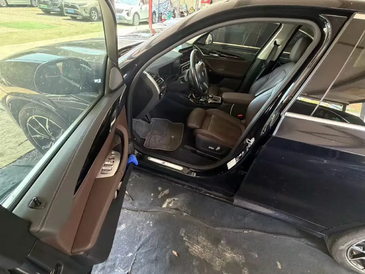 2022 BMW X3 2.0T 184HP L4 8AT,autocango,china used car exporter,china ev exporter,chinese used car exporter,chinese used ev exporter