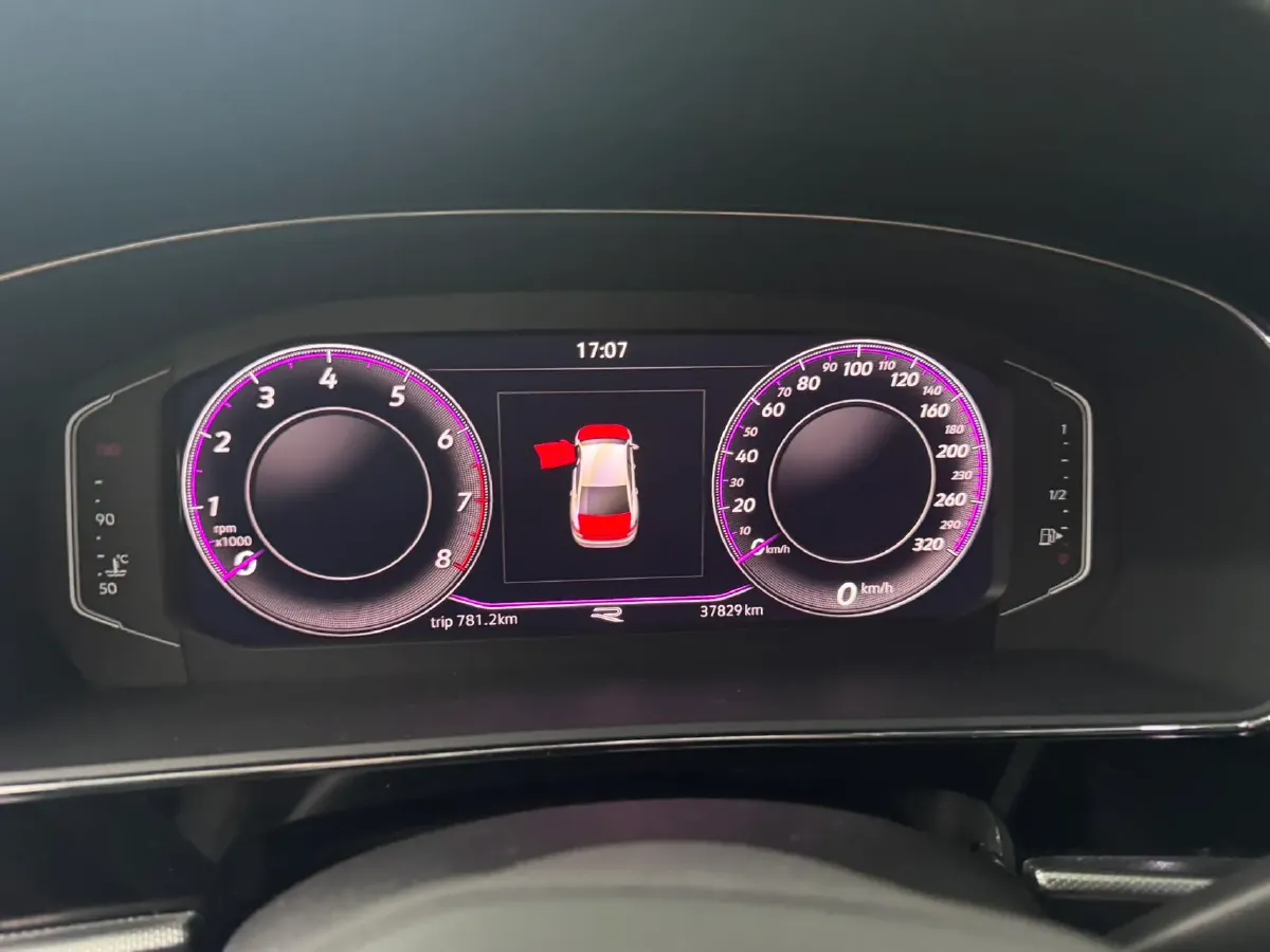 2023 Volkswagen Passat 2.0T 186HP L4 7DCT,autocango,china used car exporter,china ev exporter,chinese used car exporter,chinese used ev exporter