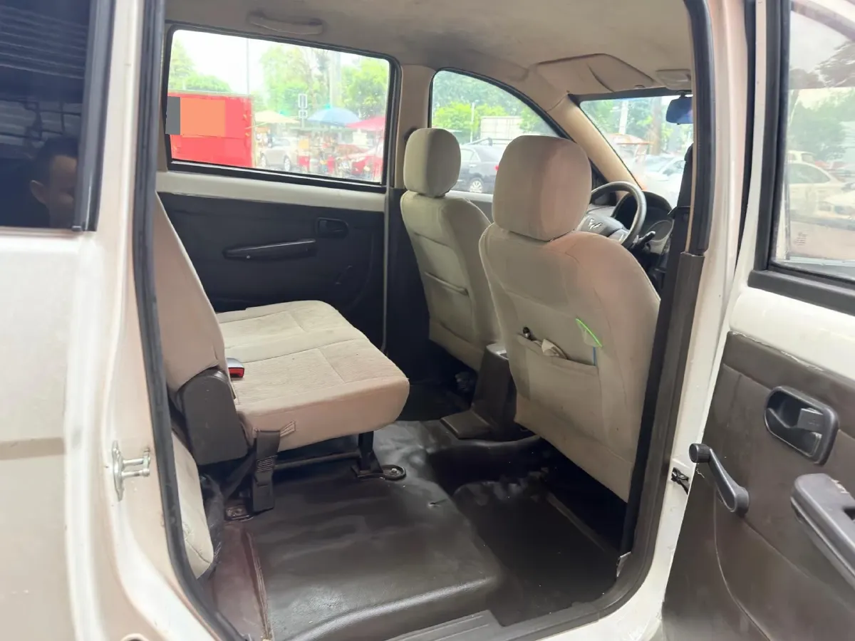 2015 WuLing HongGuang 1.5L 112HP L4 5MT,autocango,china used car exporter,china ev exporter,chinese used car exporter,chinese used ev exporter