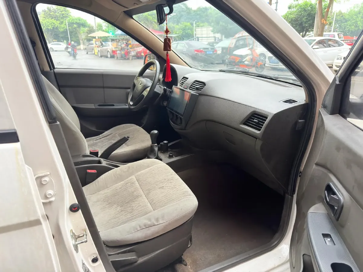 2015 WuLing HongGuang 1.5L 112HP L4 5MT,autocango,china used car exporter,china ev exporter,chinese used car exporter,chinese used ev exporter