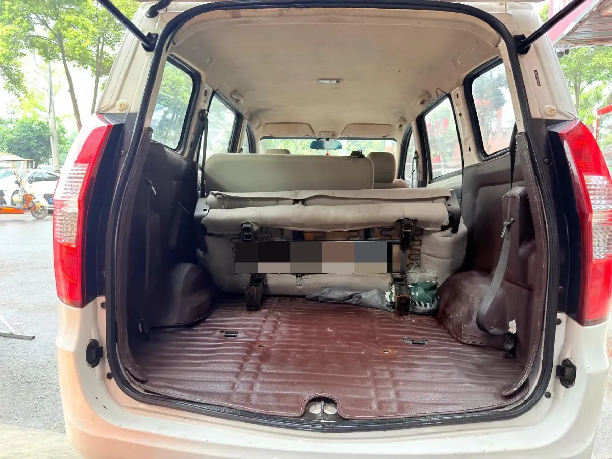 2015 WuLing HongGuang 1.5L 112HP L4 5MT,autocango,china used car exporter,china ev exporter,chinese used car exporter,chinese used ev exporter