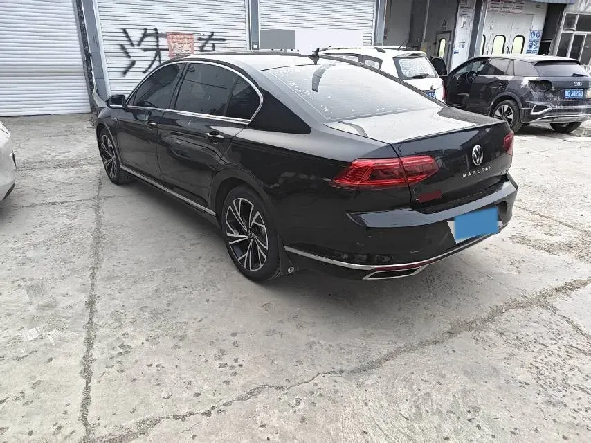 2020 Volkswagen Magotan 2.0T 186HP L4 7DCT,autocango,china used car exporter,china ev exporter,chinese used car exporter,chinese used ev exporter