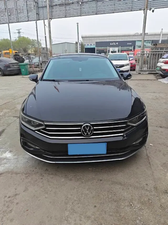 2020 Volkswagen Magotan 2.0T 186HP L4 7DCT,autocango,china used car exporter,china ev exporter,chinese used car exporter,chinese used ev exporter