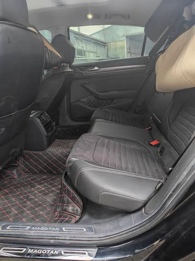 2020 Volkswagen Magotan 2.0T 186HP L4 7DCT,autocango,china used car exporter,china ev exporter,chinese used car exporter,chinese used ev exporter