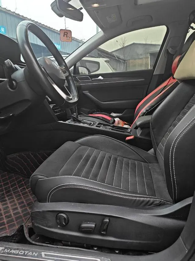 2020 Volkswagen Magotan 2.0T 186HP L4 7DCT,autocango,china used car exporter,china ev exporter,chinese used car exporter,chinese used ev exporter